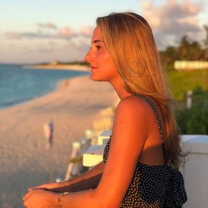 Meet your Posher, Lindsey